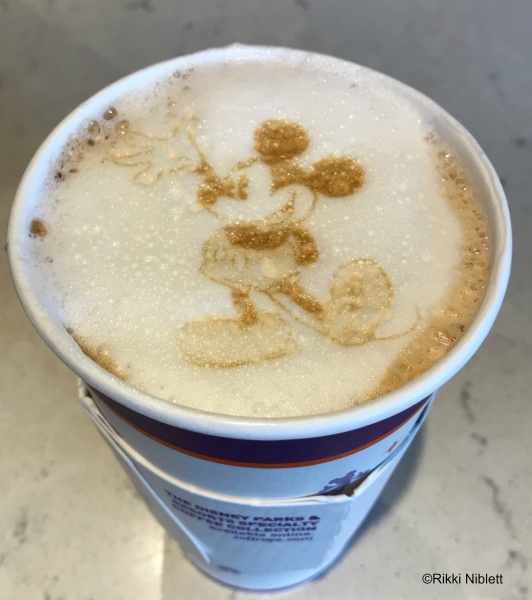 https://www.themouseforless.com/blog_world/wp-content/uploads/2017/11/Joffreys-Mickey-Mouse-Coffee.jpg