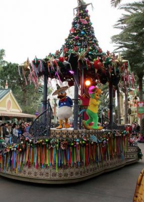Holidays at Disneyland 2017