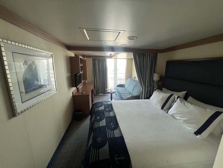 Deluxe Oceanview Stateroom with Verandah